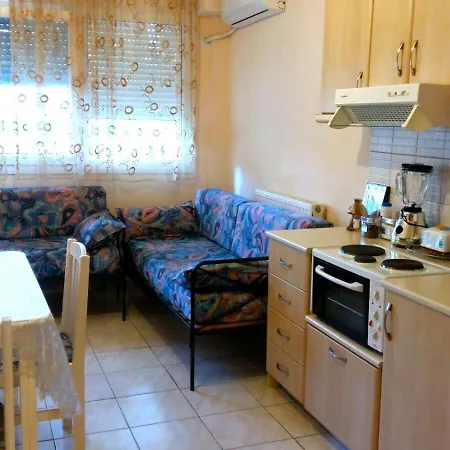 Evridiki 90m From The Beach * Nikiti (Sithonia)