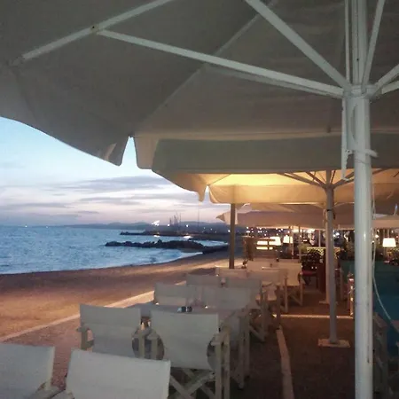 Evridiki 90m From The Beach Nikiti (Sithonia)