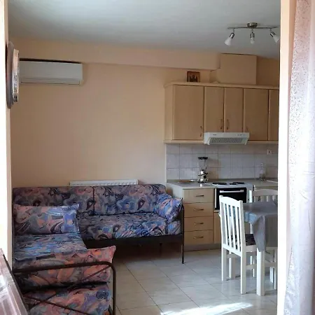 Apartment Evridiki 90m From The Beach